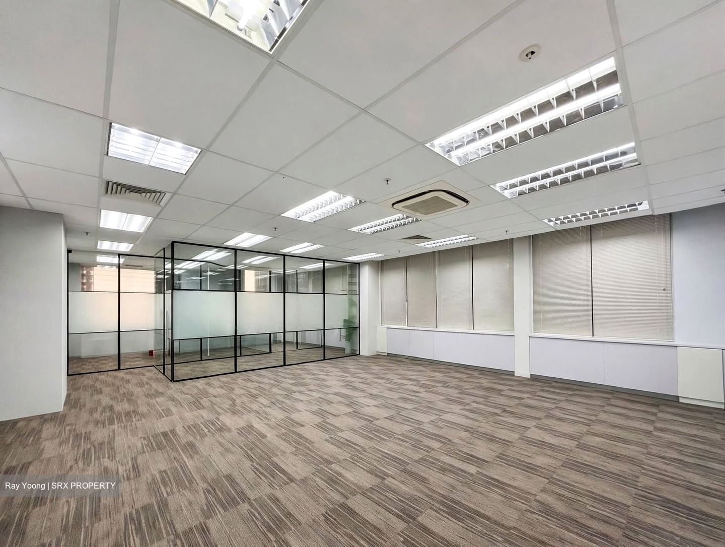 International Plaza (D2), Office #629292431
